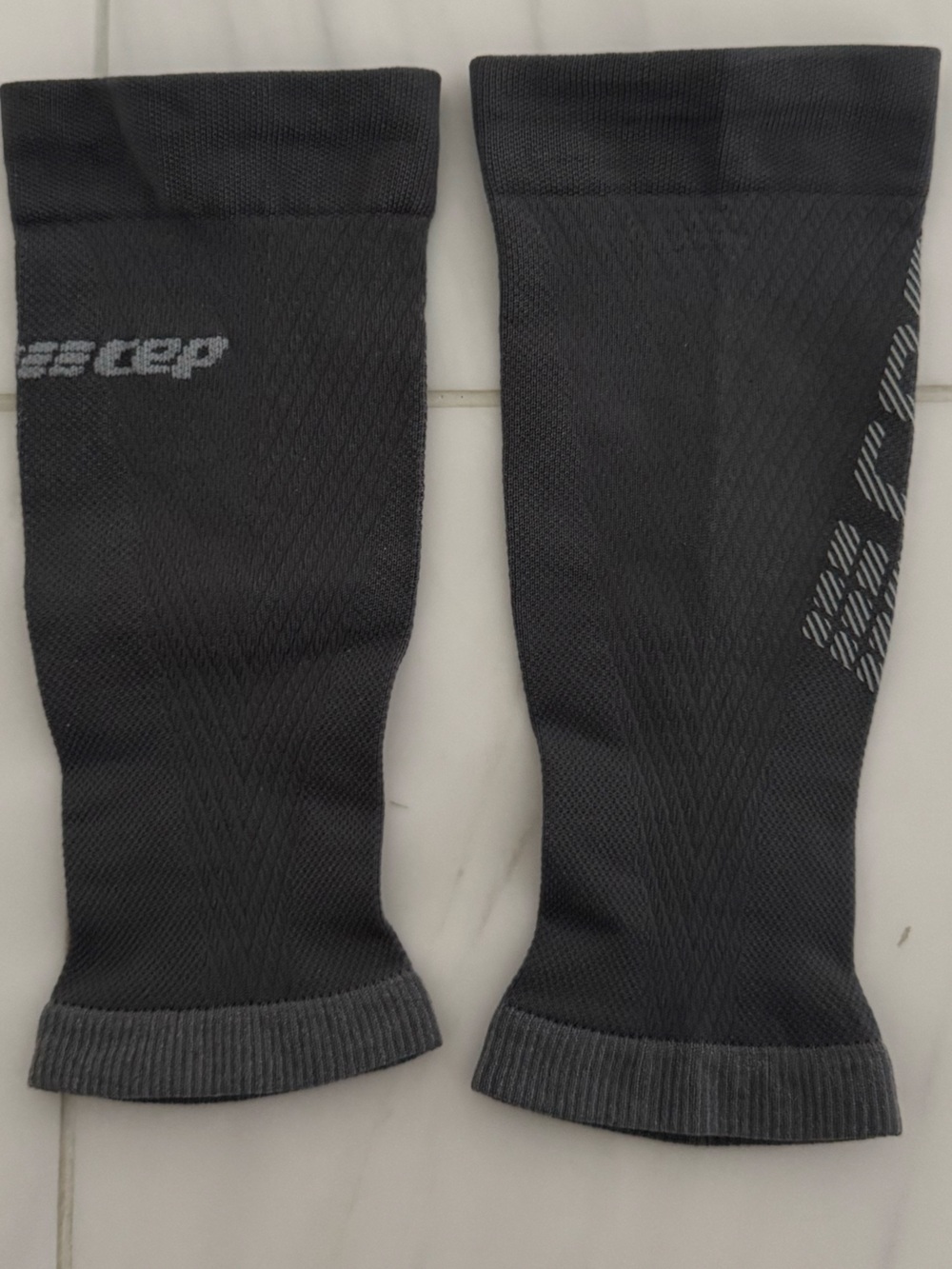 CEP Women’s Calf Compression Running Ultralight Calf Sleeves